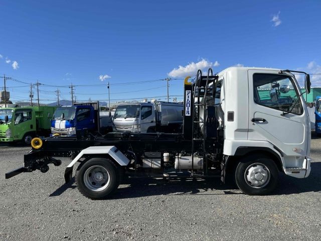 MITSUBISHI FUSOU FIGHTER 2006