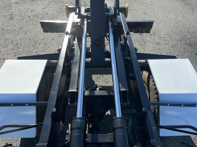 MITSUBISHI FUSOU FIGHTER 2006