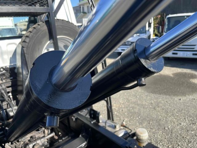 MITSUBISHI FUSOU FIGHTER 2006