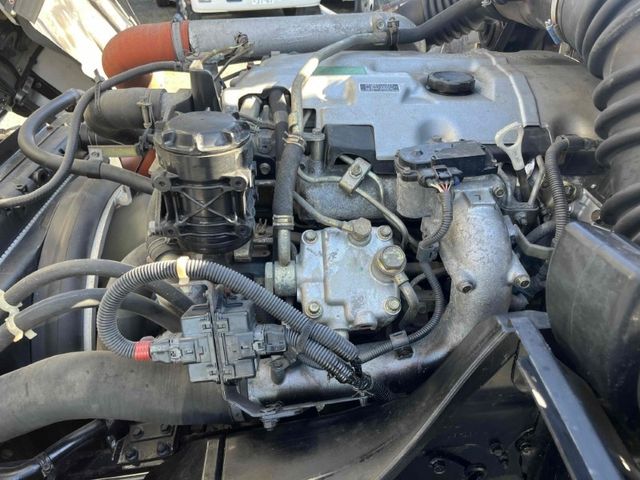 MITSUBISHI FUSOU FIGHTER 2006