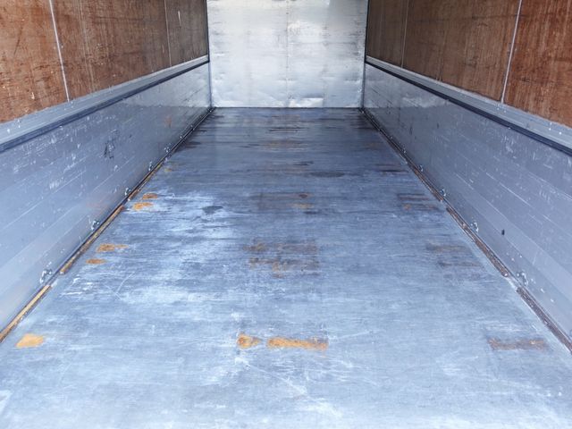 MITSUBISHI FUSOU FIGHTER 2012