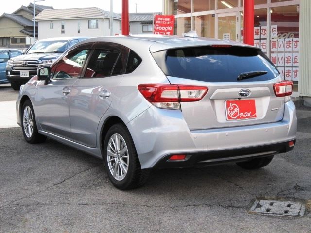 SUBARU IMPREZA SPORT 2017