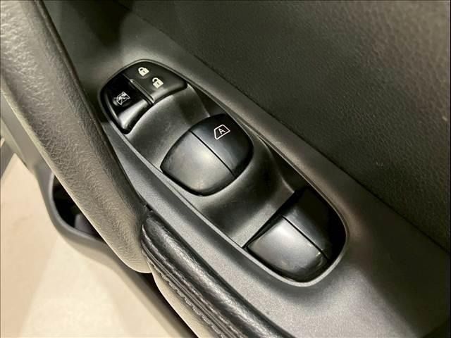 NISSAN X-TRAIL HYBRID 4WD 2015