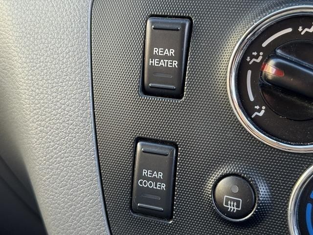 NISSAN NV350 CARAVAN 4WD 2013