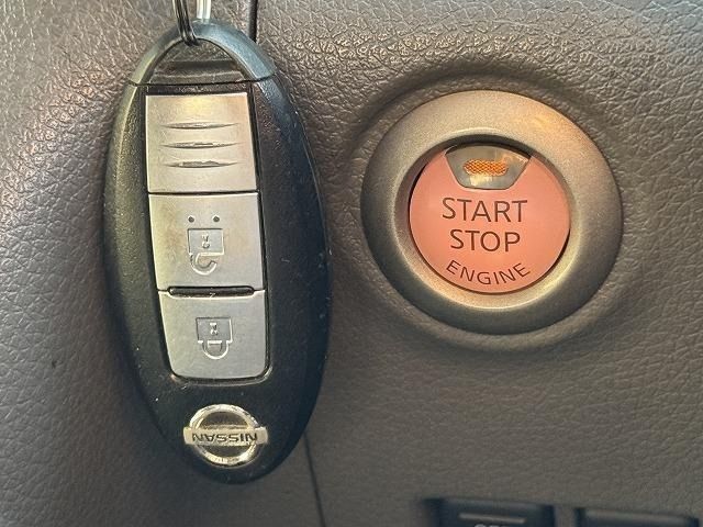 NISSAN NV350 CARAVAN 4WD 2013