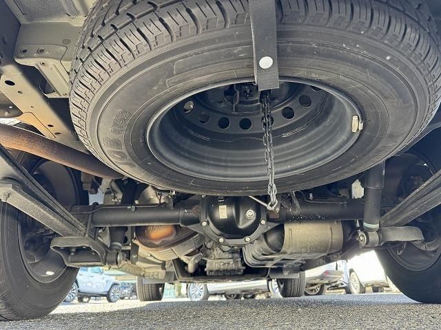 NISSAN NV350 CARAVAN 2021