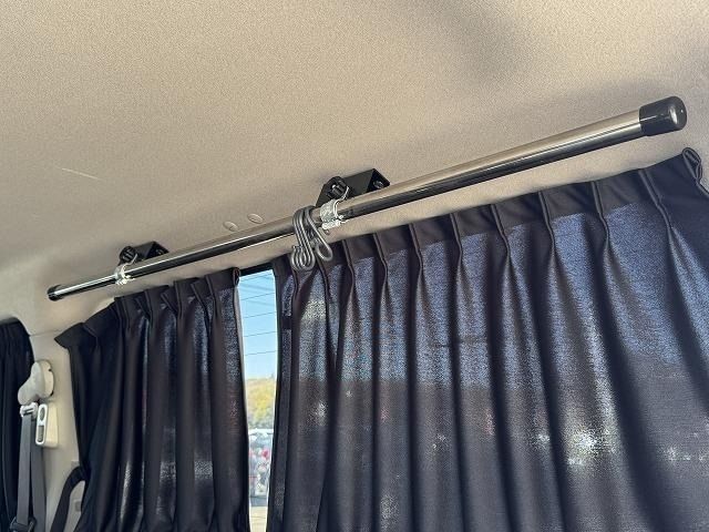 NISSAN NV350 CARAVAN 2021