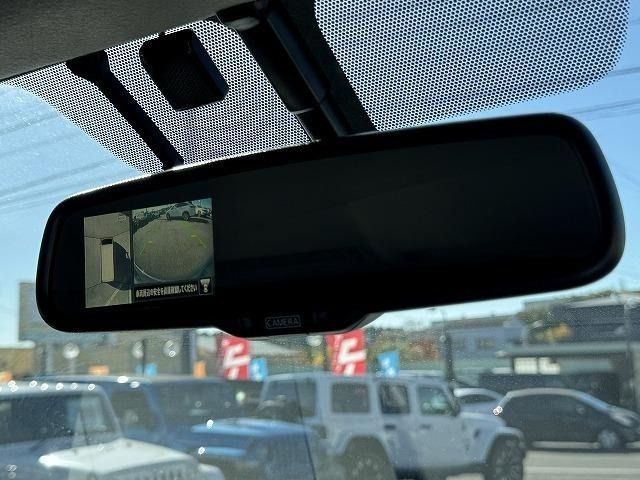 NISSAN NV350 CARAVAN 2021