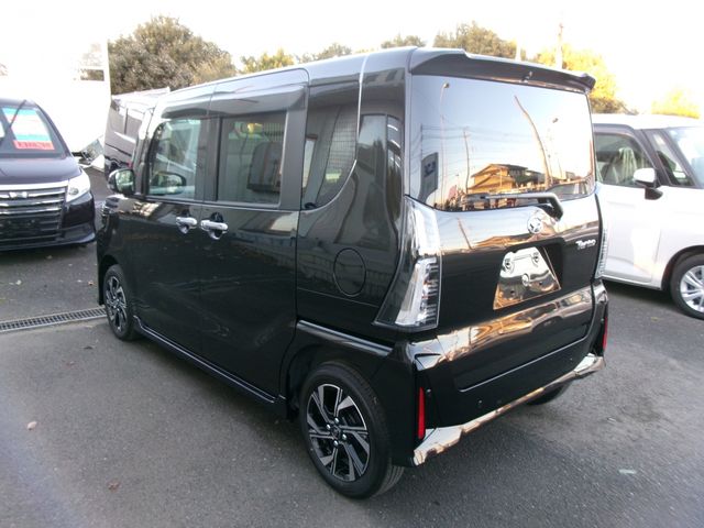 DAIHATSU TANTO CUSTOM 2025