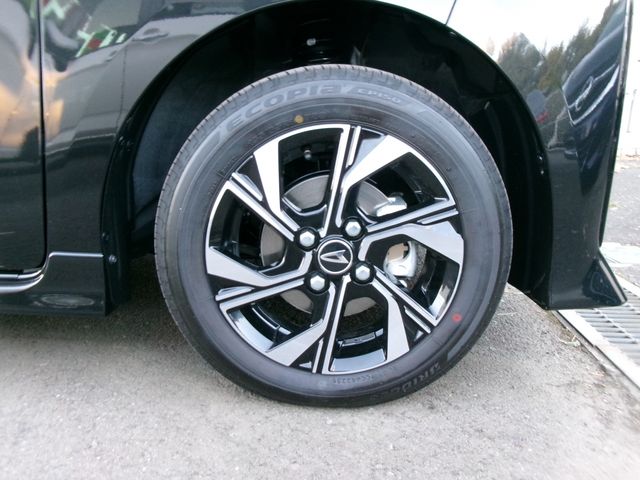 DAIHATSU TANTO CUSTOM 2025