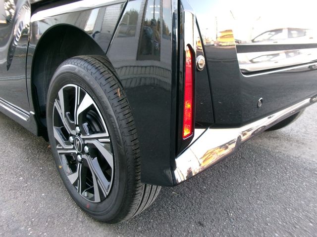 DAIHATSU TANTO CUSTOM 2025