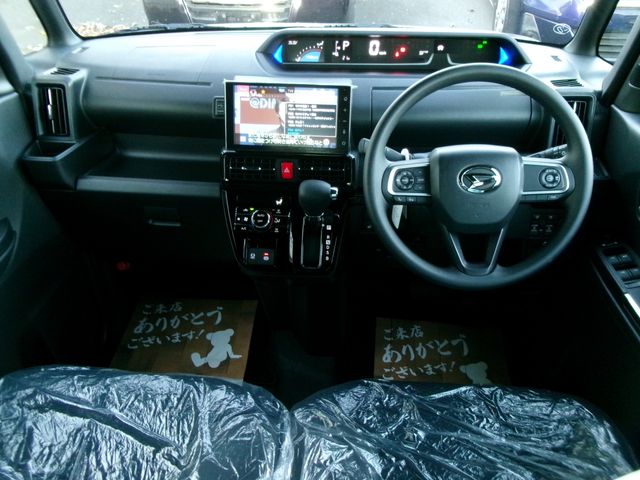 DAIHATSU TANTO CUSTOM 2025