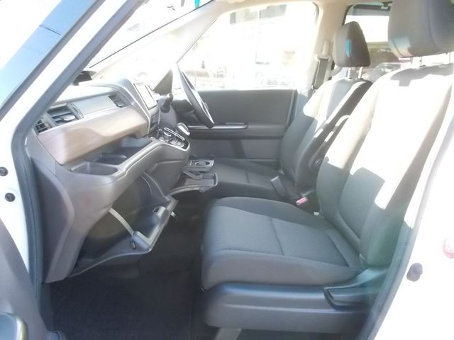 HONDA FREED HYBRID 2019