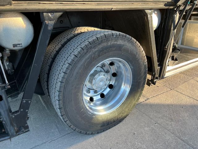 MITSUBISHI FUSOU AERO ACE 2013