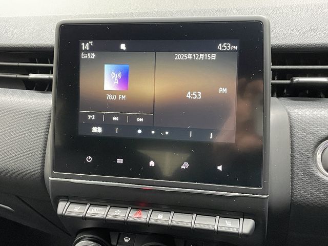 RENAULT RENAULT LUTECIA 2022