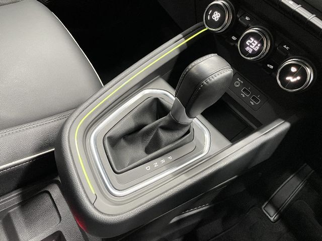 RENAULT RENAULT LUTECIA 2022