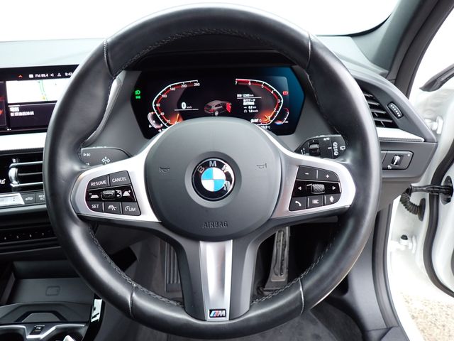 BMW BMW 1series 2024