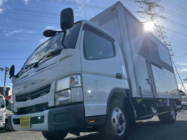 MITSUBISHI CANTER 2015