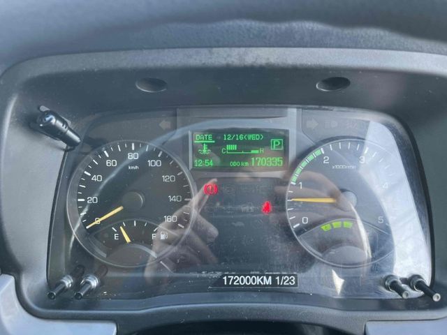 MITSUBISHI CANTER 2015