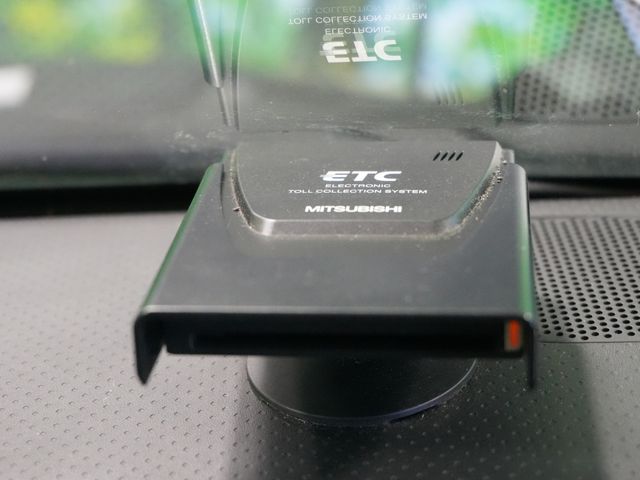 NISSAN SERENA  WG 4WD 2010