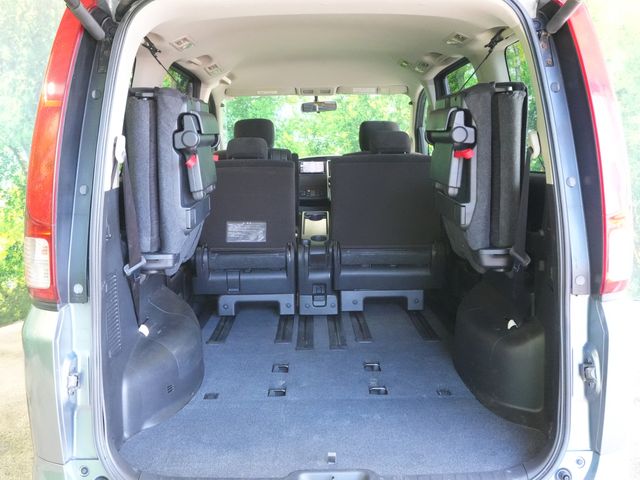 NISSAN SERENA  WG 4WD 2010