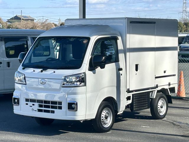 DAIHATSU HIJET truck 2023