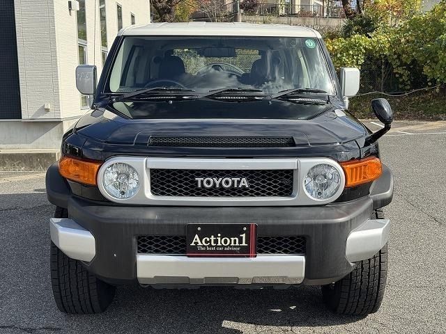 TOYOTA FJ CRUISER 4WD 2015