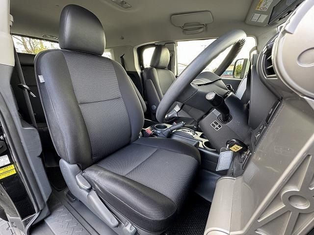 TOYOTA FJ CRUISER 4WD 2015