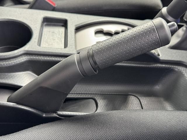 TOYOTA FJ CRUISER 4WD 2015