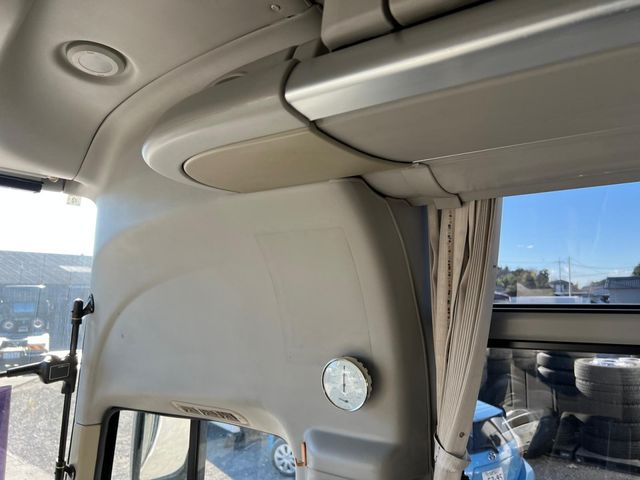 MITSUBISHI FUSOU AERO ACE 2008