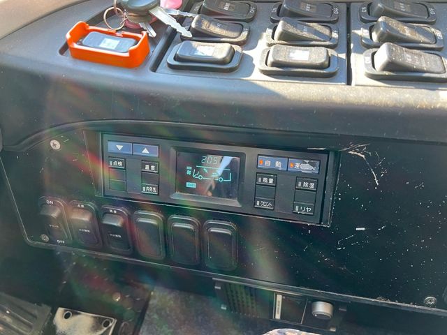 MITSUBISHI FUSOU AERO ACE 2008