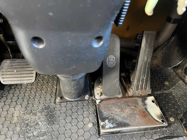 MITSUBISHI FUSOU AERO ACE 2008