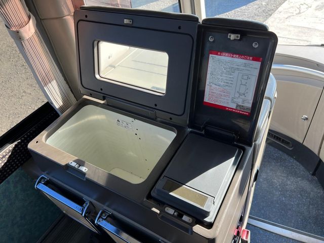 MITSUBISHI FUSOU AERO ACE 2008