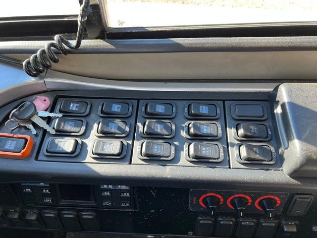 MITSUBISHI FUSOU AERO ACE 2008