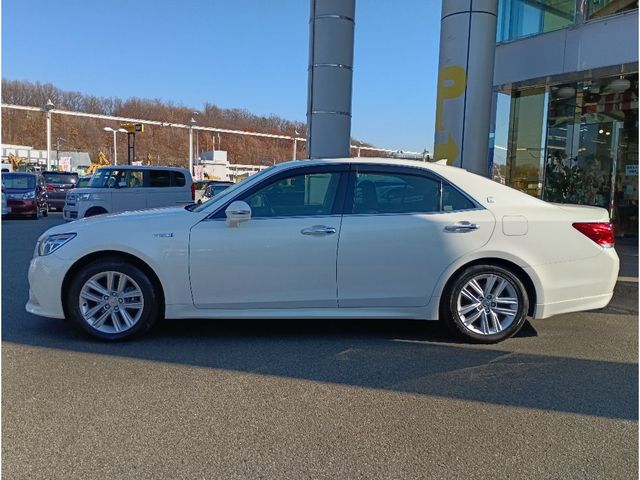 TOYOTA CROWN sedan hybrid 4WD 2015