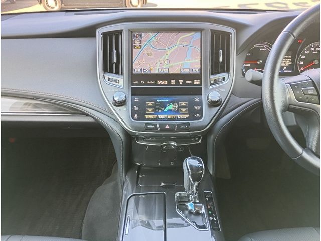 TOYOTA CROWN sedan hybrid 4WD 2015