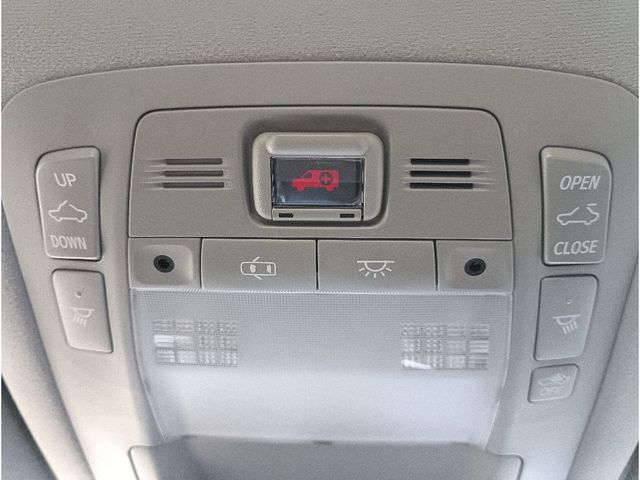 TOYOTA CROWN sedan hybrid 4WD 2015