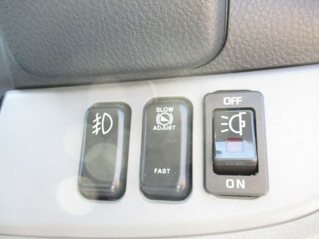 MITSUBISHI CANTER 2024