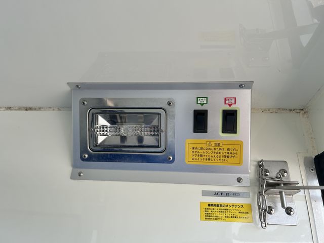 DAIHATSU HIJET truck 2014