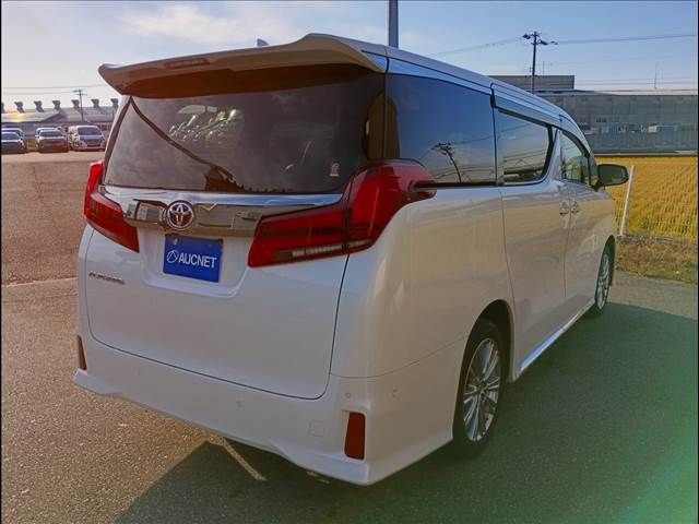 TOYOTA ALPHARD 4WD 2022