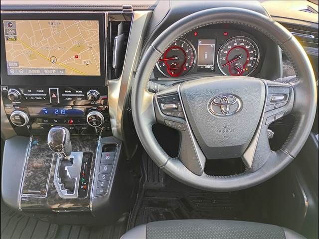 TOYOTA ALPHARD 4WD 2022