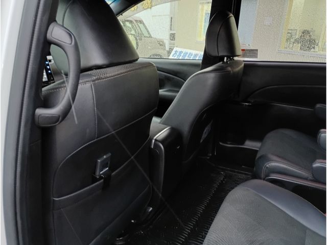 TOYOTA ESTIMA HYBRID 4WD 2019