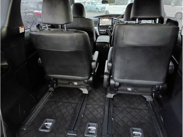 TOYOTA ESTIMA HYBRID 4WD 2019