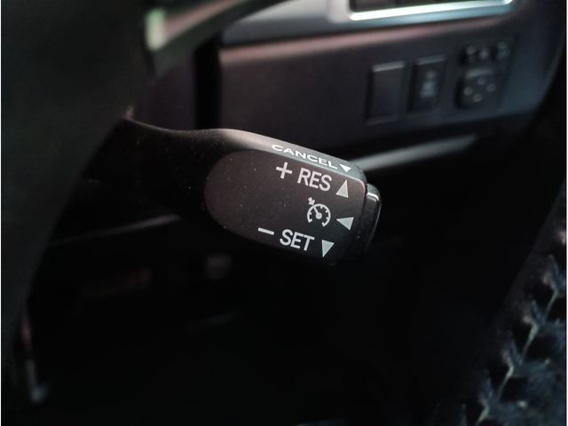 TOYOTA ESTIMA HYBRID 4WD 2019