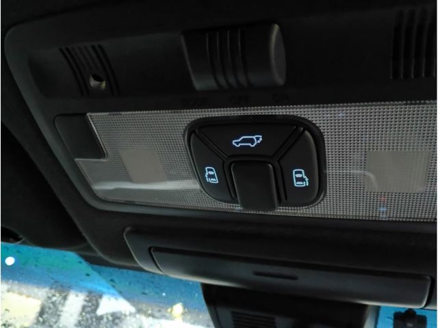 TOYOTA ESTIMA HYBRID 4WD 2019