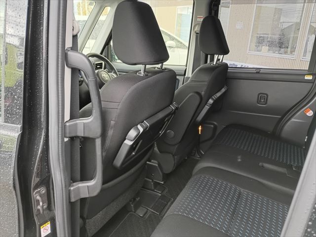 TOYOTA ROOMY 4WD 2020