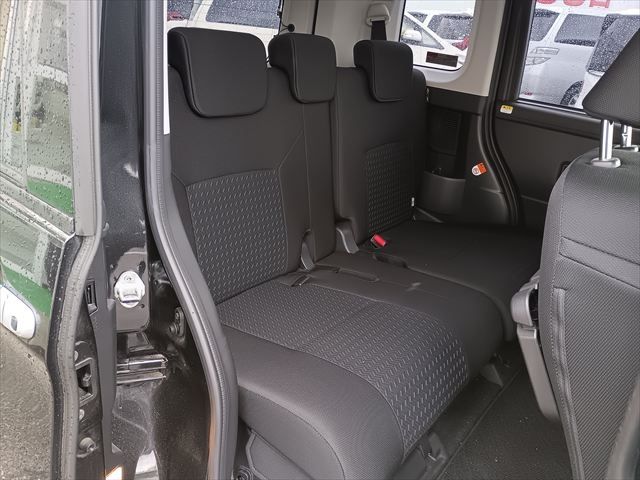 TOYOTA ROOMY 4WD 2020