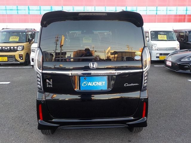 HONDA N BOX CUSTOM 2017