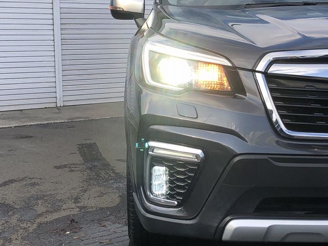 SUBARU FORESTER 2018