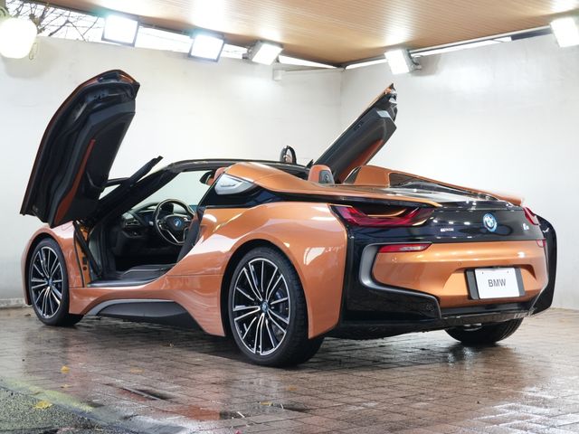 BMW BMW i8 ROADSTAR 2018